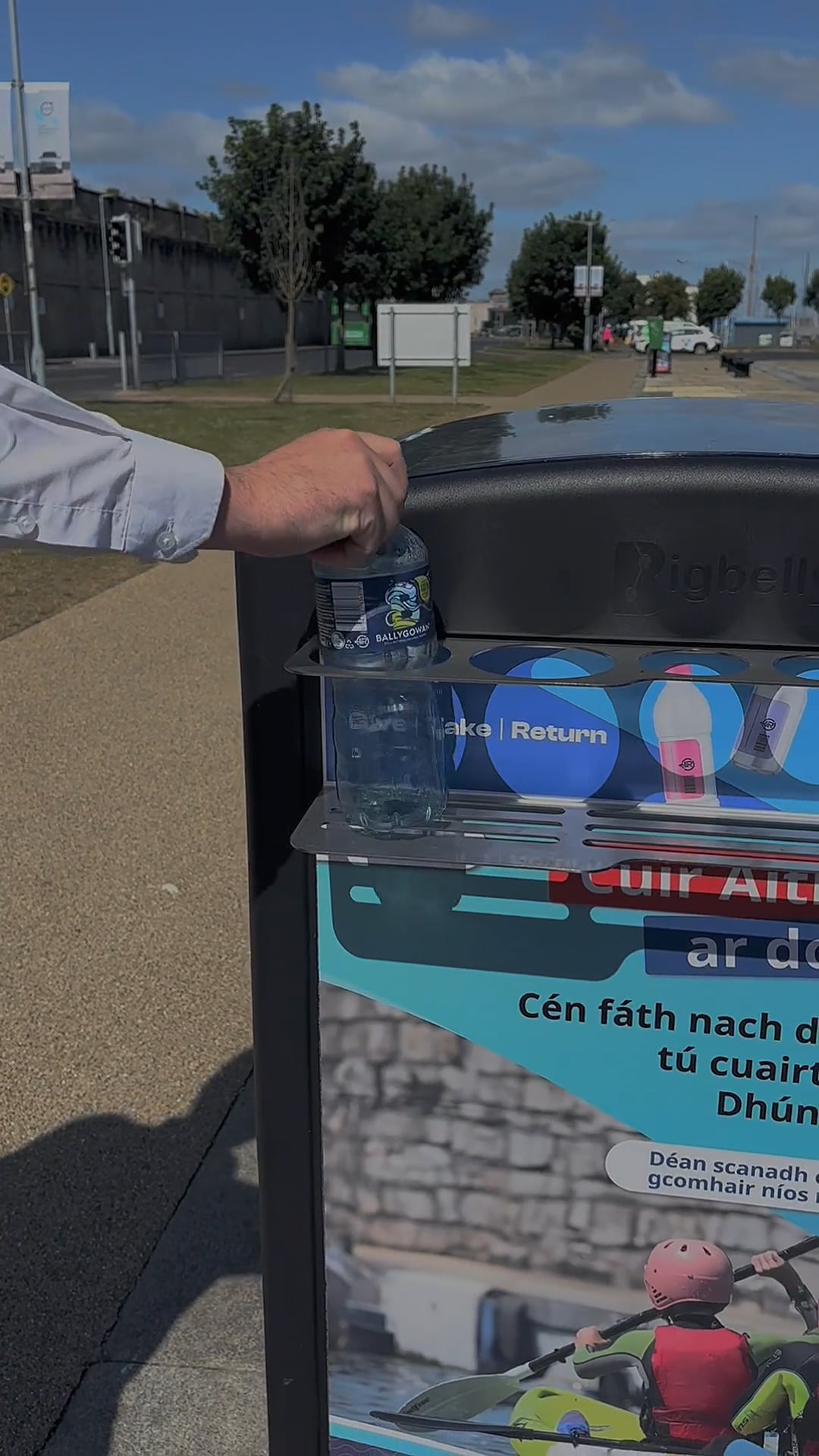 Re-turn Bin Surrounds Pilot on Social Media